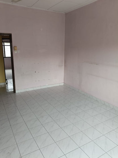 Below Market Price Terrace House For Sale - Taman Putra Prima @ Puchong