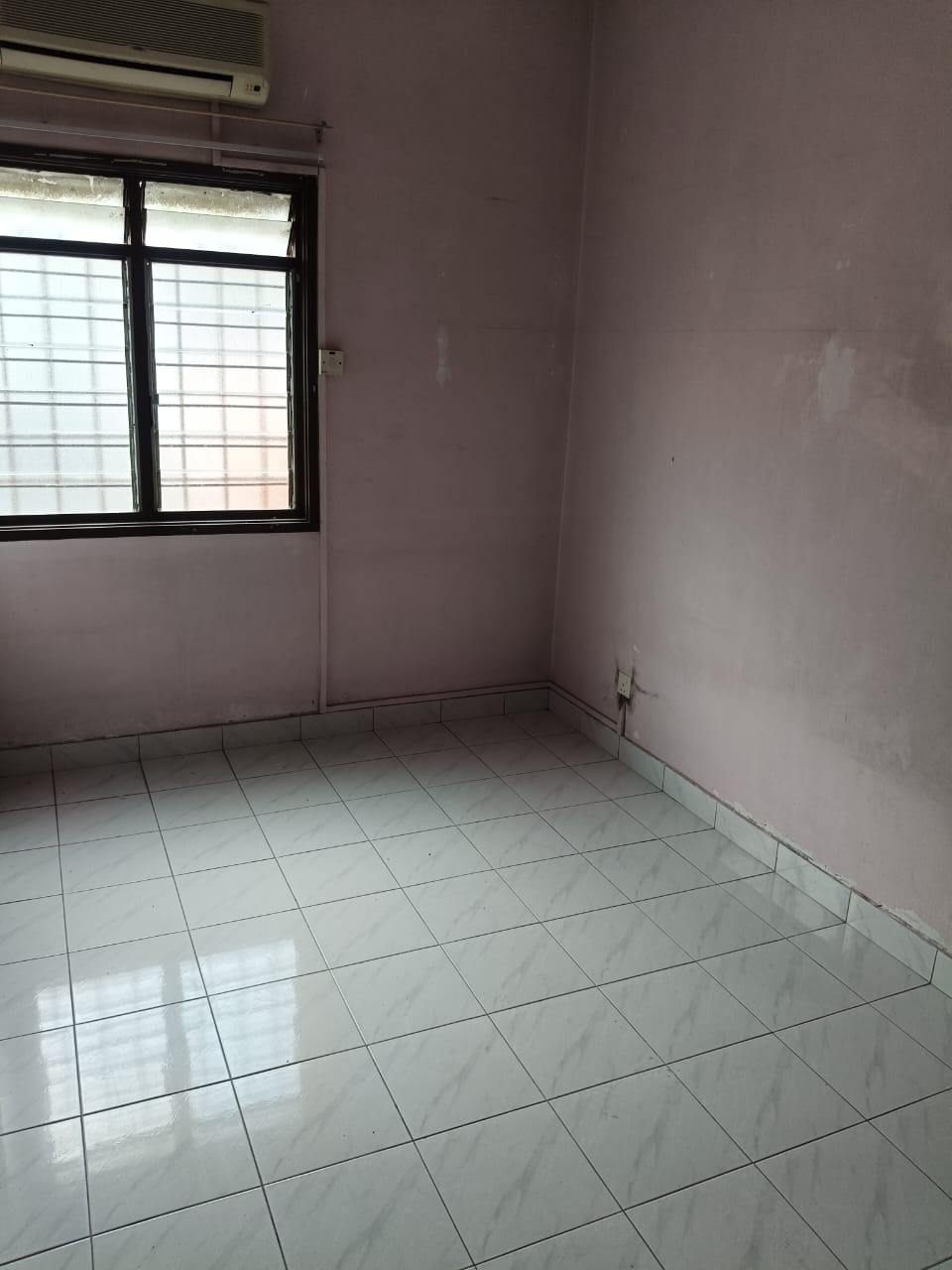 Below Market Price Terrace House For Sale - Taman Putra Prima @ Puchong