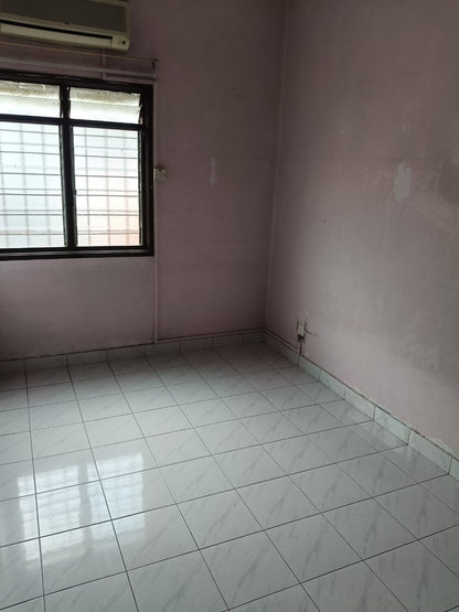 Below Market Price Terrace House For Sale - Taman Putra Prima @ Puchong